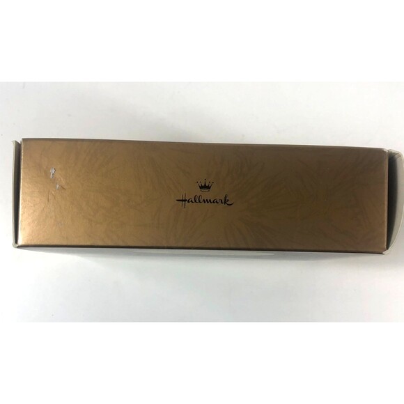 Hallmark Keepsake Ornament 1996 STAR TREK VOYAGER U.S.S. NCC-74656 Magic Light - Picture 3 of 9